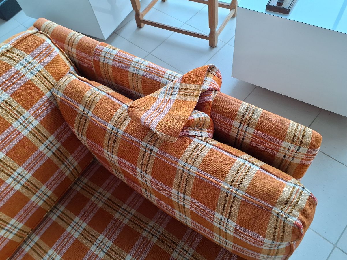 2 persons sofa